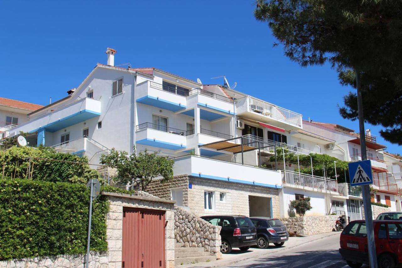 Appartement Tasina *