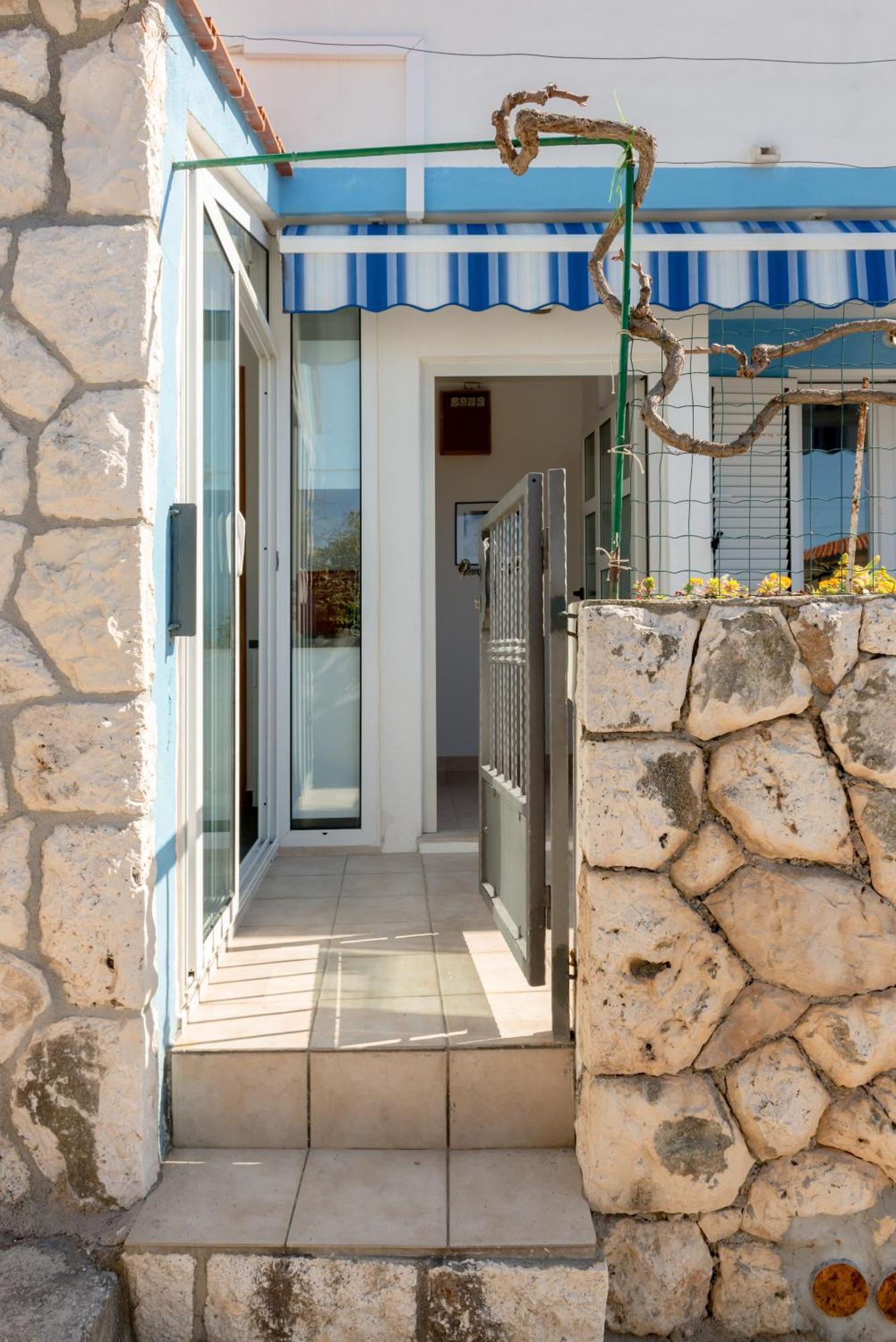 Apartment Tasina Hvar Town